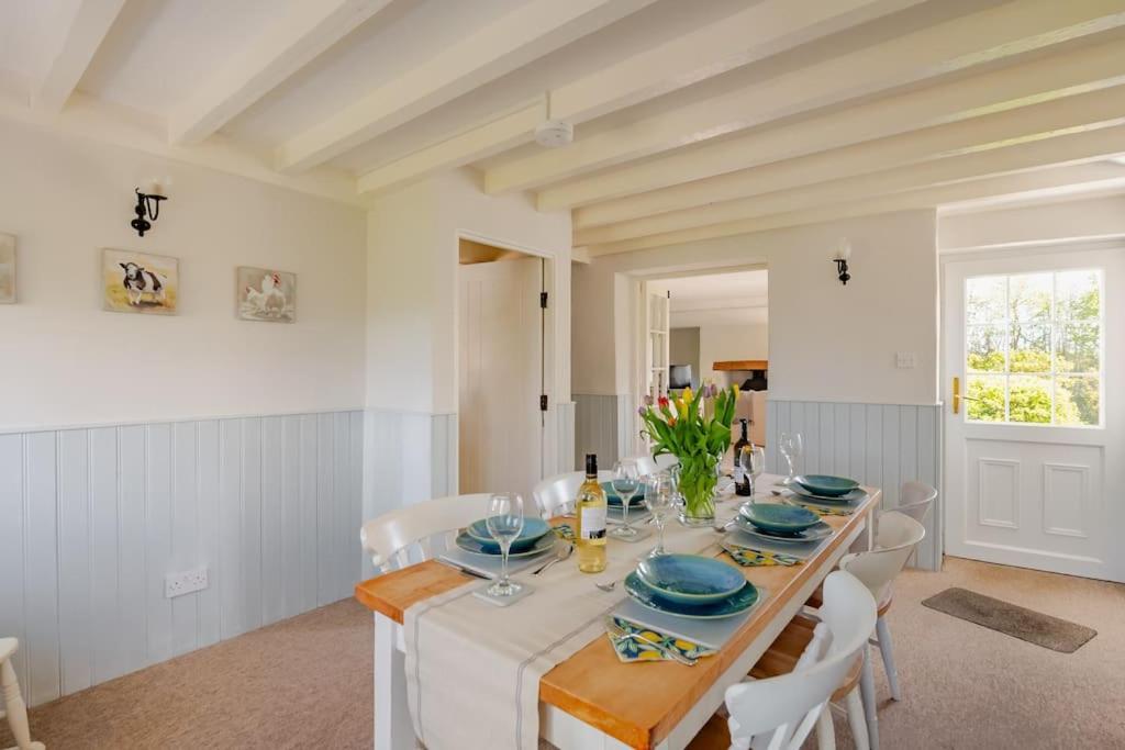 Rhos Y Bel Cottage Angelsey Llangadwaladr  Extérieur photo