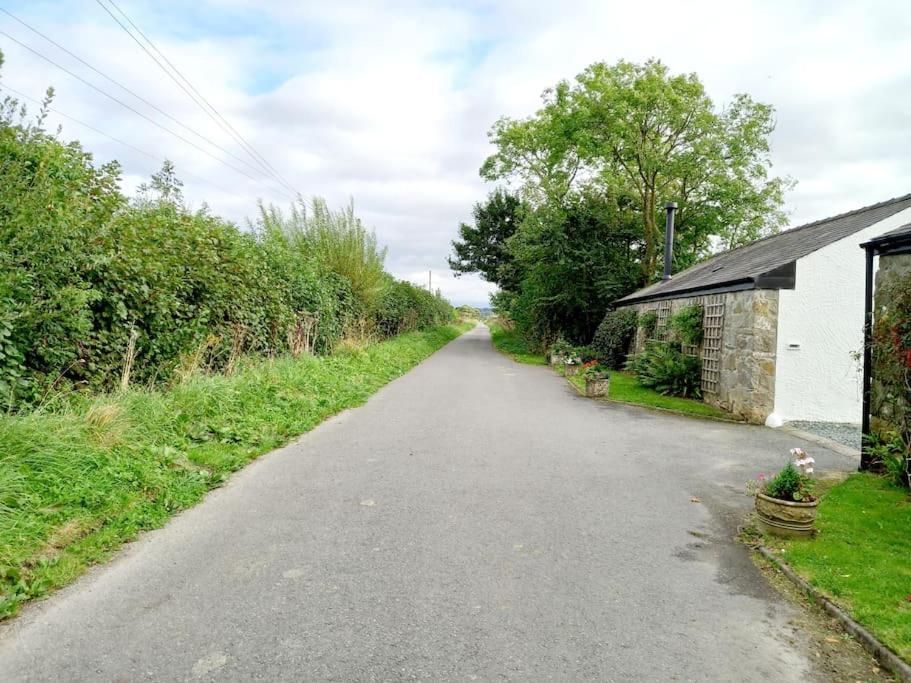 Rhos Y Bel Cottage Angelsey Llangadwaladr  Extérieur photo